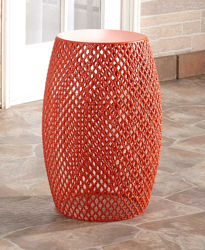 Metal Lattice Barrel Stools
