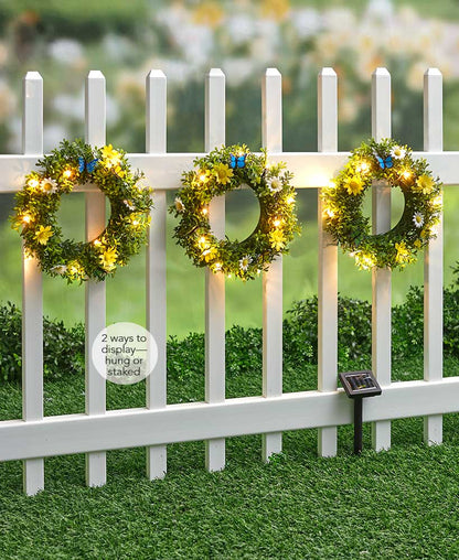 2-In-1 Solar Lighted Wreath Trios