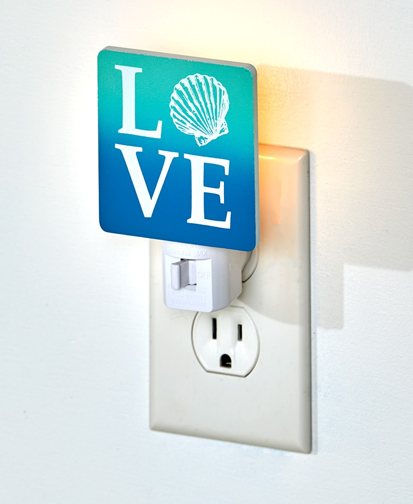 Beachy Bathroom Accent