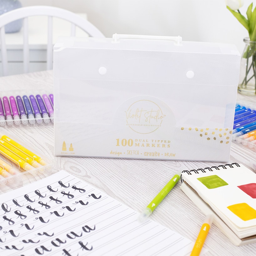 Violet Studio Set of 100 Dual-Tip Markers
