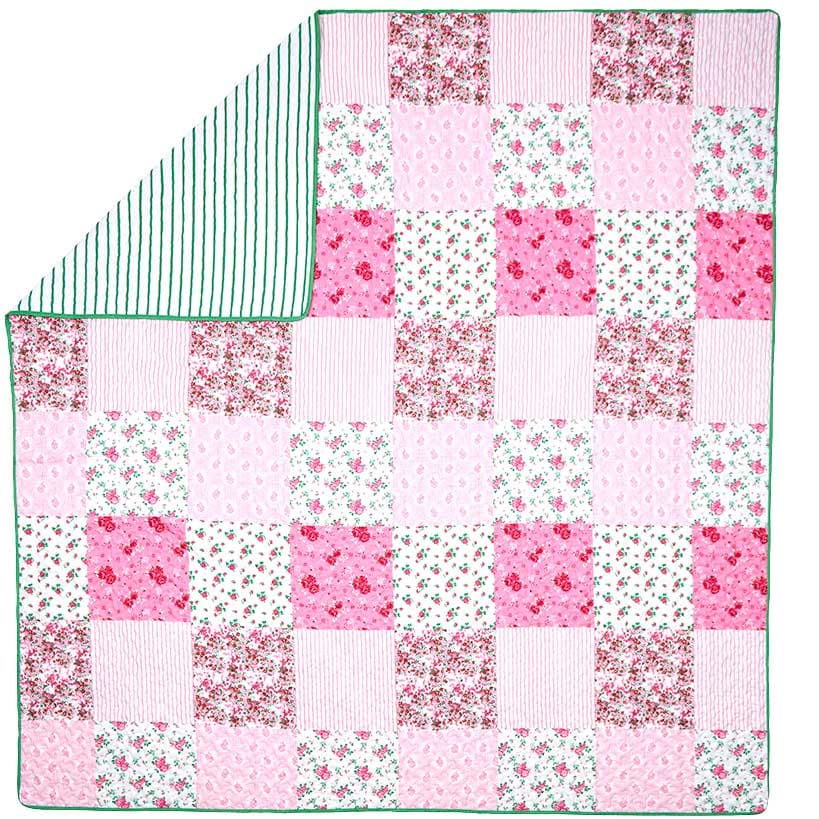 Berry Bloom Quilt Ensemble