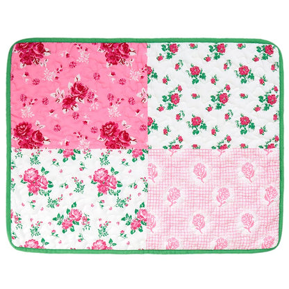 Berry Bloom Quilt Ensemble