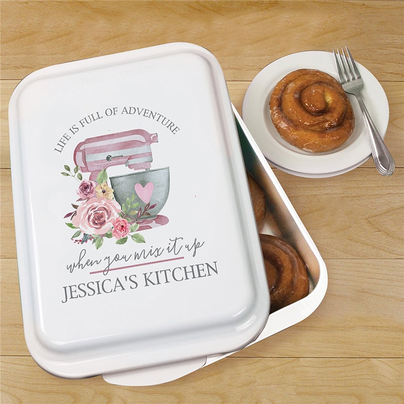 Personalized Baking Pan with Lid