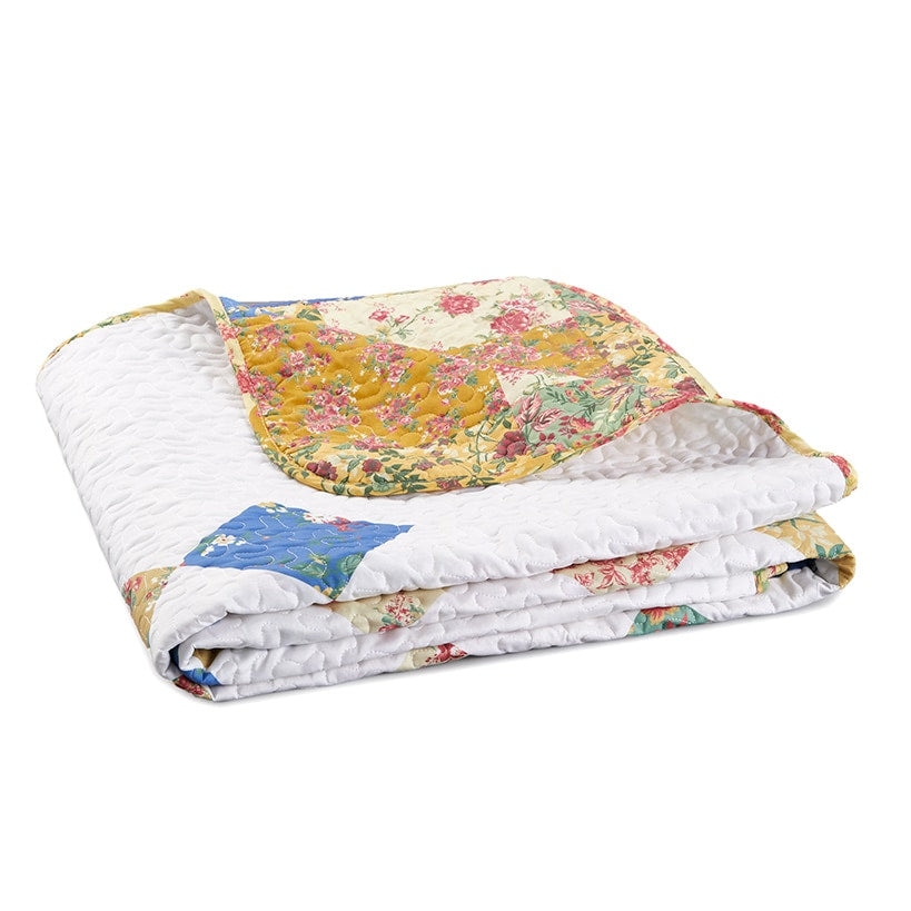 Country Quilt Bedroom Ensemble