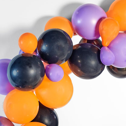 Halloween Balloon Garland