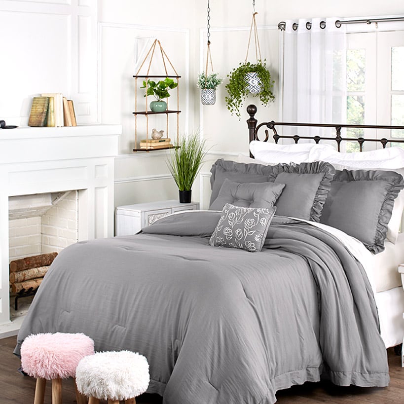 Hanging Wall Shelf with Rope