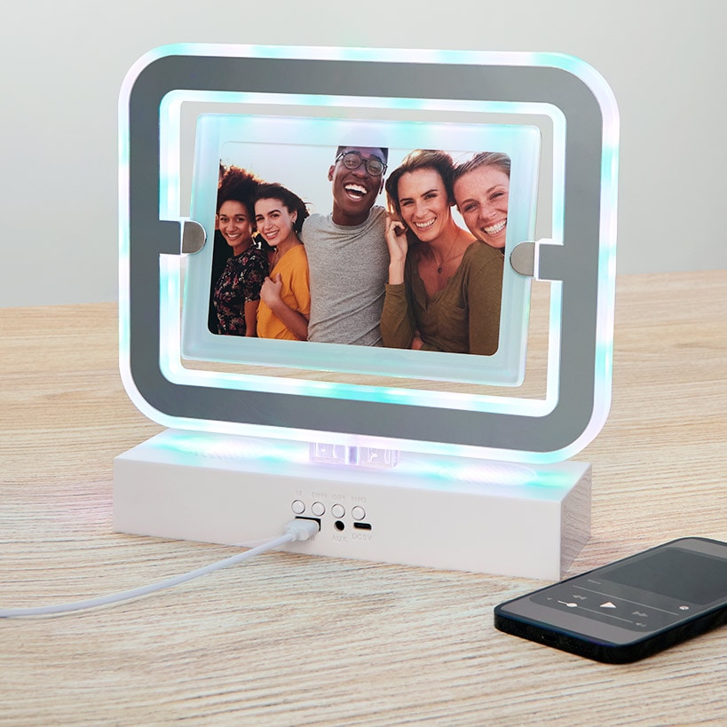 Photo Light Up Makeup Mirror With Bluetooth USB Speaker
