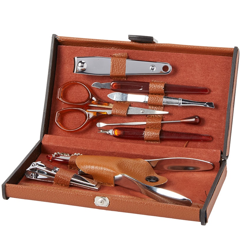 Manicure Set 9 in 1 Portable Grooming Kit