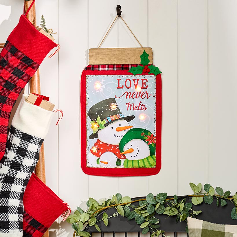 Lighted Holiday Mason Jar Wall Decor