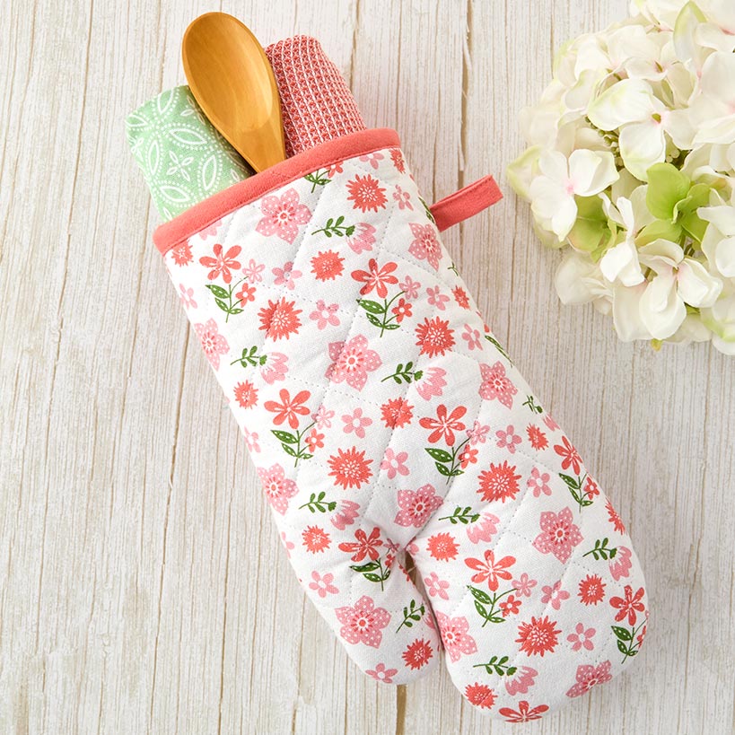 Spring Mother's Day Gift Set Oven Mitt, Pot Holder, and Kitchen Towel#select-set_oven-mitt-&-s/2-kitchen-towels