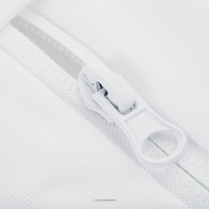 Mattress Encasement Protector - Blocks Out Liquids, Bed Bugs, Dust Mites and Allergens