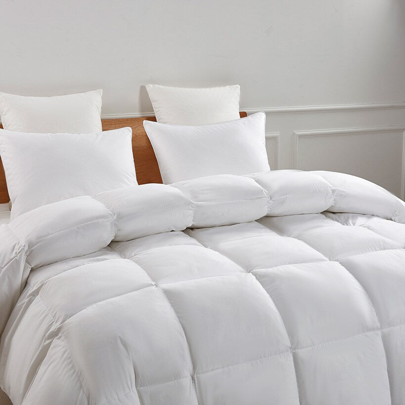 Serta ExtraWarmth 233-Thread Count Goose Feather and Down Fiber Comforter#select-size_king