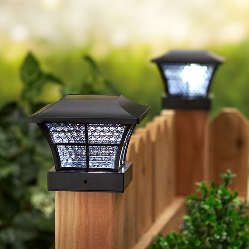 Sets of 2 Solar Post Cap Lights