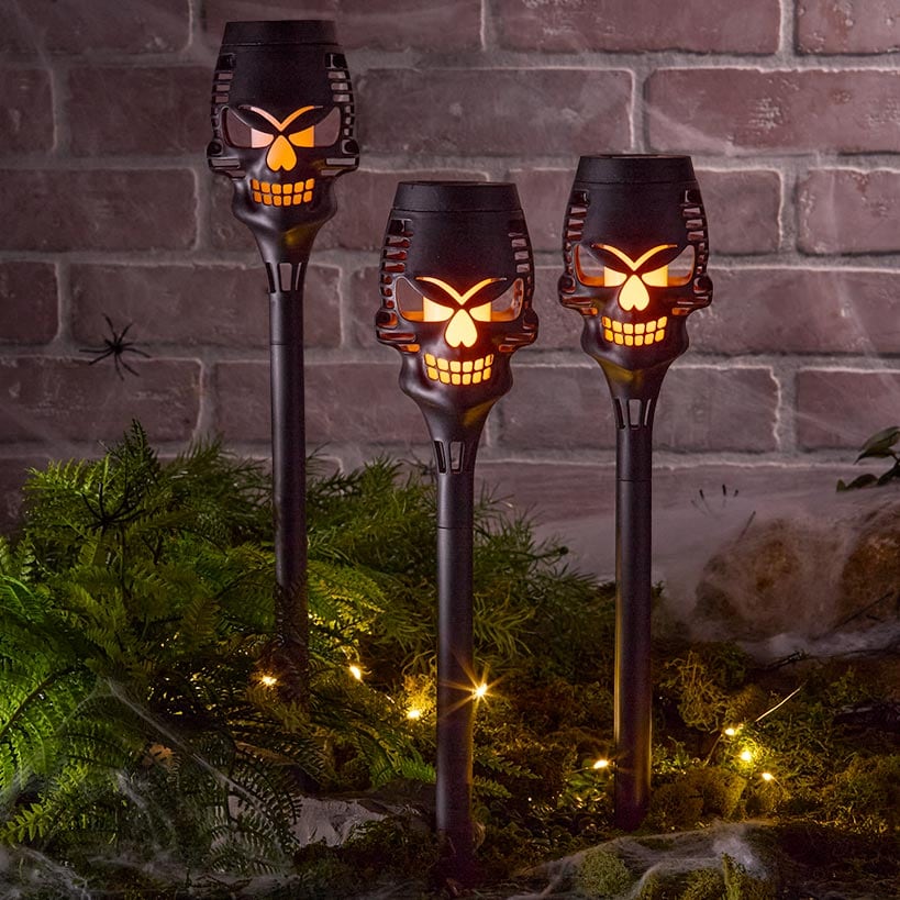 Halloween Skull Stake Solar In Orange Or Purple#select-color_orange