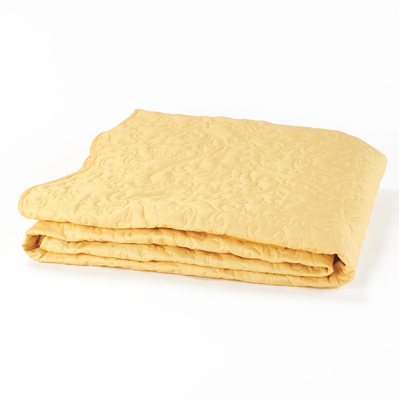 Quilted Damask Bedspread Sets