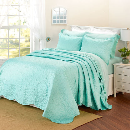 Quilted Damask Bedspread Sets