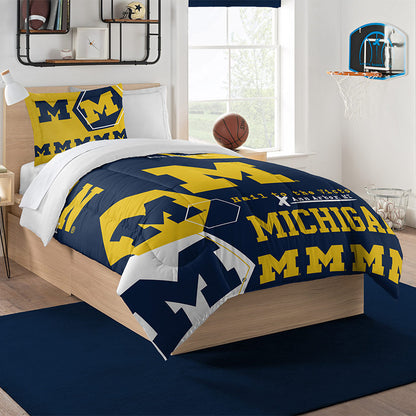 NCAA Hexagon Comforter Set