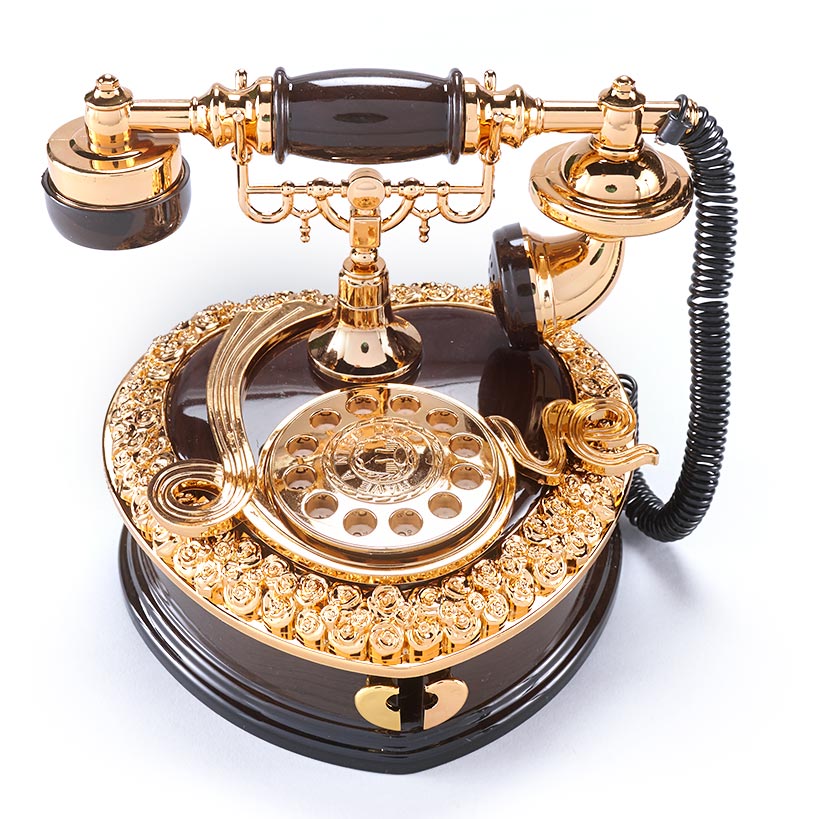 Vintage-Inspired Music Boxes