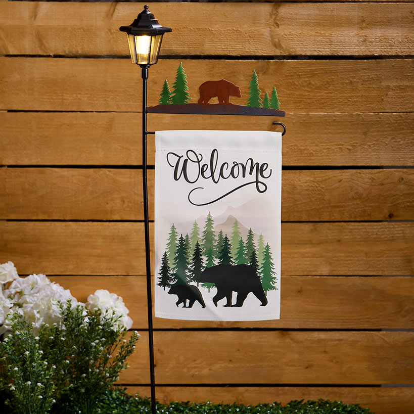 Welcome Flag Lodge Themed With Pole And Lighted Lantern Bear Or Deer#select-flag_bear