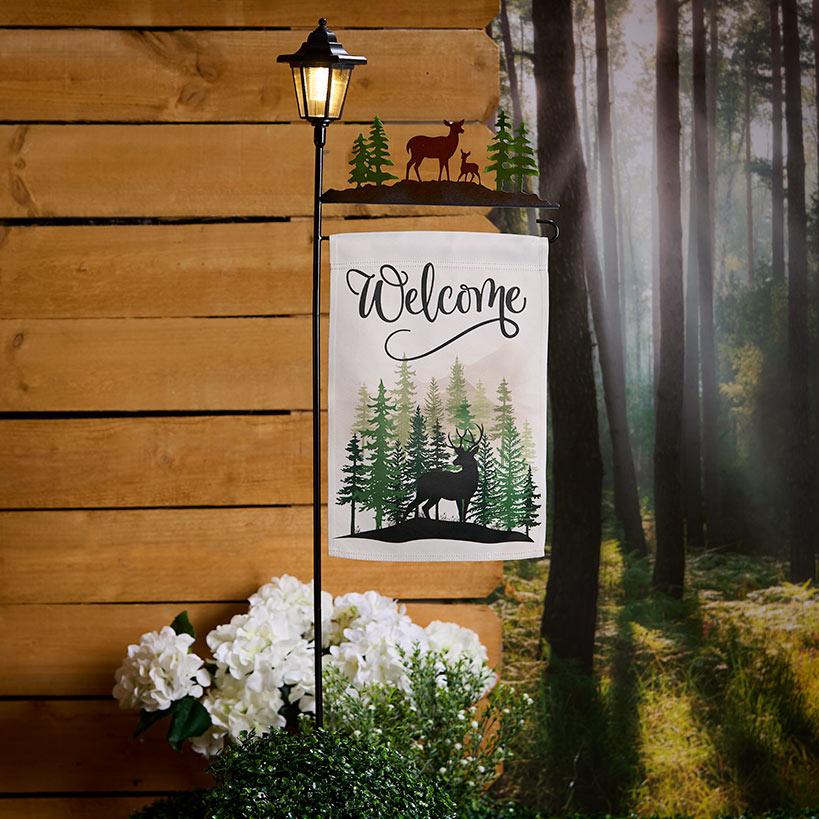 Welcome Flag Lodge Themed With Pole And Lighted Lantern Bear Or Deer#select-flag_deer